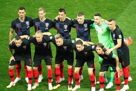 Zum ersten Mal in der Geschichte der Fußball-WM zieht Kroatien in das Finale ein. Die Karierten verschliefen die Anfangsphas... Zum ersten Mal in der Geschichte der Fußball-WM zieht Kroatien in das Finale ein. Die Karierten verschliefen die Anfangsphas...