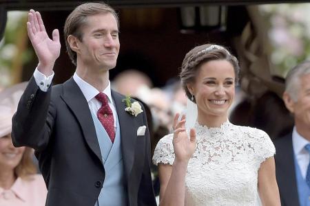 Es war wohl die Traumhochzeit des Jahres: Pippa und James Matthews besiegelten ihren Treueschwur am 20. Mai in der St. Mark'... Es war wohl die Traumhochzeit des Jahres: Pippa und James Matthews besiegelten ihren Treueschwur am 20. Mai in der St. Mark'...