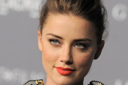 Trendy bis punkig: Amber Heard stehen viele Styles