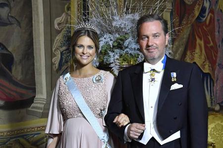 Im März 2018 soll es royalen Nachwuchs geben! Prinzessin Madeleine von Schweden und ihr Mann Chris O'Neill erwarten ihr drit...