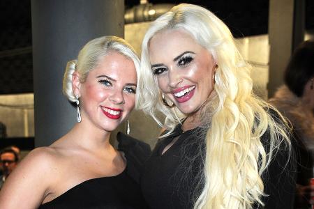 ...Positives. Denn ihre Halbschwester Jenny will sich nun niemals mehr mit ihr versöhnen. ...Positives. Denn ihre Halbschwester Jenny will sich nun niemals mehr mit ihr versöhnen.