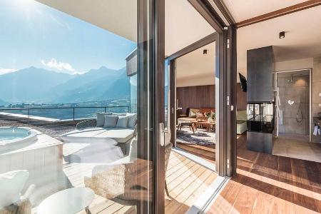 Großartiges Panorama vor der Penthouse Suite des Schenna Resort