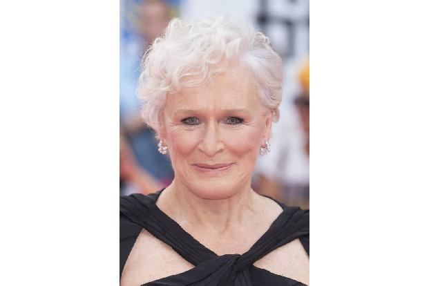 ...Kollegin Glenn Close hoffe, dass noch mehr solcher Geschichten ans Licht kommen, 