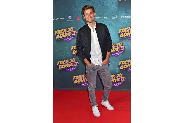 ...gingen - zumindest Lucas Reiber alias Ploppi - auf Nummer sicher und wählten Outfits, die überall hinpassen. Wäre da nich...