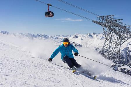 Grenzüberschreitender Skiverkehr in Ischgl