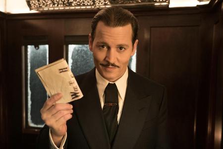 Mit seinem genialen Verstand muss Poirot gegen die Zeit ankämpfen, um das Rätsel zu lösen - und bevor der Mörder noch einma...