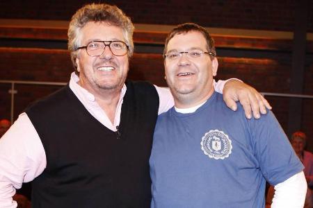 Michael Schanze (l.) und Elton in der Talkshow von Markus Lanz (2010)