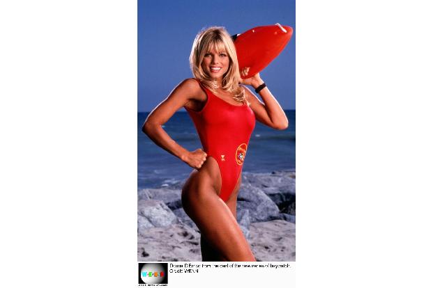 donna baywatch old.jpg