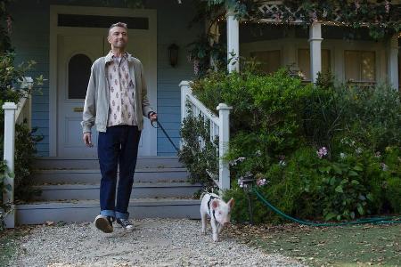 Kirk wird von Sean Gunn gespielt