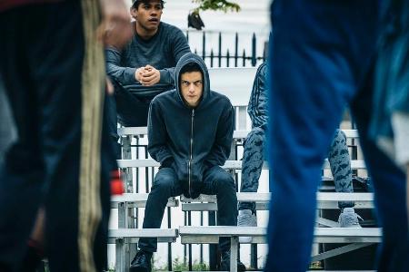 Emmy-Gewinner Rami Malek alias Elliot Alderson in 