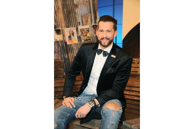 ...Schönheit 2015 durch - wir können es schon erahnen - 'Der Bachelor', die damals Oliver Sanne sogar die letzte Rose abluch...