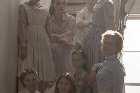 Sofia Coppola (M.) arbeitete u.a. mit Nicole Kidman (r.), Kirsten Dunst (l.) und Elle Fanning (l.o.)