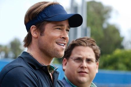 Brad Pitt (l.) und Jonah Hill wagten sich 2011 in 