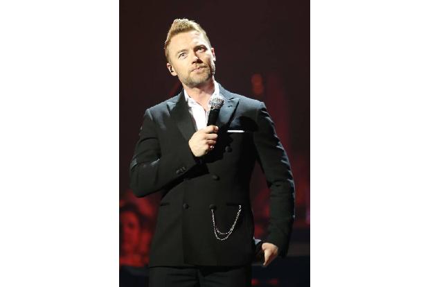 Erst vor wenigen Wochen reichte Ronan Keating Klage gegen NGN an. Auch er sieht sich als Hacking-Opfer, auch wenn der Zeitra...
