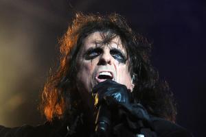 Alice Cooper erstmals an der Spitze der deutschen Album-Charts