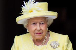 Zwei Corgi-Welpen sollen Queen Elizabeth II. trösten.