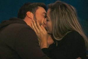 "Der Bachelor": Viele Küsse und viel Drama