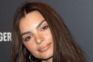 Emily Ratajkowski ist zum ersten Mal Mutter geworden