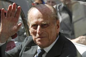 Prinz Philip bedankt sich bei medizinischem Personal
