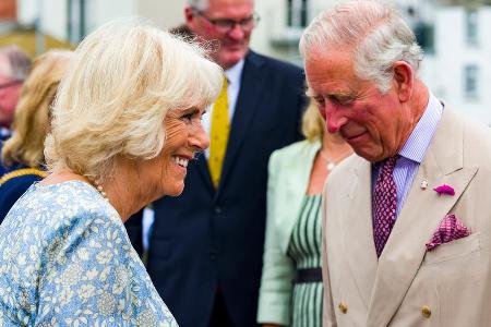 Herzogin Camilla und Prinz Charles haben ein Gartenbild veröffentlicht. Herzogin Camilla und Prinz Charles haben ein Gartenbild veröffentlicht.