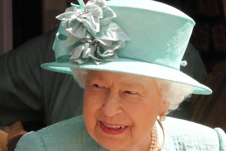 Queen Elizabeth II. bei einem Auftritt in London Queen Elizabeth II. bei einem Auftritt in London