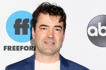 Ron Livingston stößt zum Ron Livingston stößt zum
