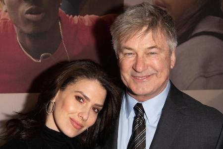 Hilaria und Alec Baldwin haben ein neues Familienmitglied unter ihrem Dach begrüßt. Hilaria und Alec Baldwin haben ein neues Familienmitglied unter ihrem Dach begrüßt.