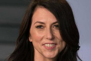 MacKenzie Scott: Ex-Frau von Amazon-Chef Bezos hat wieder geheiratet