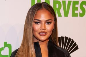 14 Millionen Follower: Chrissy Teigen löscht Twitter-Account