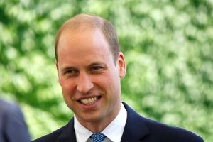 Prinz William hat die Rückendeckung seiner Großmutter, Queen Elizabeth II., und seines Vaters, Prinz Charles.