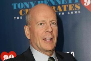 Ohne Maske erwischt: Bruce Willis gesteht Fehlverhalten ein
