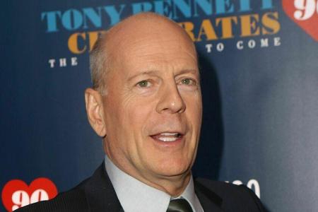 Superstar Bruce Willis sorgte mit seiner Aktion vom Wochenende für Unverständnis. Superstar Bruce Willis sorgte mit seiner Aktion vom Wochenende für Unverständnis.