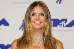 Mit Hunden und Kaulitz-Brüdern: Heidi Klum genießt den Berliner Schnee