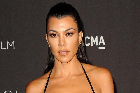 Kourtney Kardashian zeigt hin und wieder gern einmal nackte Haut.