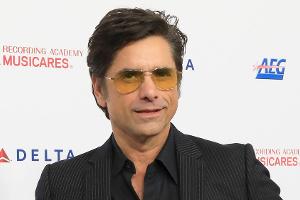 Corona-Isolation bricht John Stamos das Herz