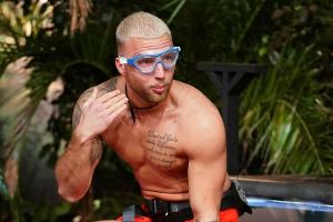 Filip Pavlovic, hier vor der "Dschungelprüfung-Tauglichkeitsprüfung", hat das "Goldene Ticket" gewonnen