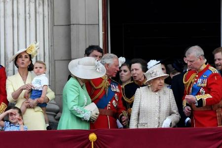 Die Royals auf dem Balkon des Buckingham Palasts bei Trooping the Colour im Jahr 2019 Die Royals auf dem Balkon des Buckingham Palasts bei Trooping the Colour im Jahr 2019