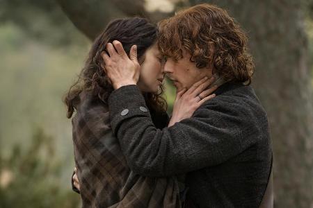 Die Liebesgeschichte von Jamie und Claire steht im Mittelpunkt von Die Liebesgeschichte von Jamie und Claire steht im Mittelpunkt von