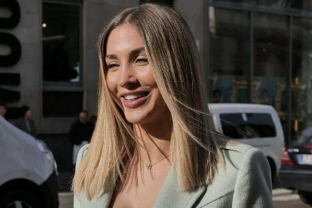 Ann-Kathrin Götze macht aus ihren Beauty-Eingriffen kein Geheimnis. Ann-Kathrin Götze macht aus ihren Beauty-Eingriffen kein Geheimnis.