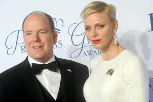 Charlene von Monaco: Sie steht weiter hinter Fürst Albert