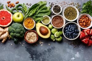 Hanfsamen und Golden Chlorella: Die Superfood-Trends 2021