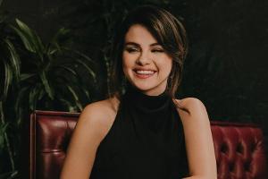 Nach über zehn Jahren: Selena Gomez singt wieder auf Spanisch