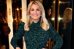 Diese Stars gratulieren Jennifer Knäble zur Geburt ihres Sohnes