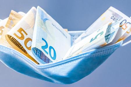 Verstöße gegen die Corona-Regeln können mit Bußgeldern bestraft werden. Verstöße gegen die Corona-Regeln können mit Bußgeldern bestraft werden.