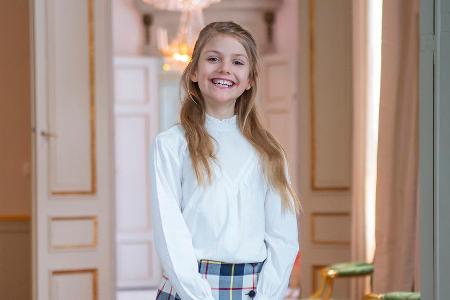 Prinzessin Estelle von Schweden feiert ihren 9. Geburtstag. Prinzessin Estelle von Schweden feiert ihren 9. Geburtstag.