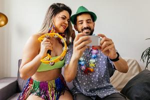 Karneval trotz Corona? Das sorgt zu Hause für närrische Stimmung