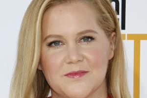 Amy Schumer zeigt ihre Kaiserschnittnarbe