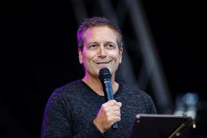 Die Geschichte des Humors: Dieter Nuhr bekommt eine neue Show