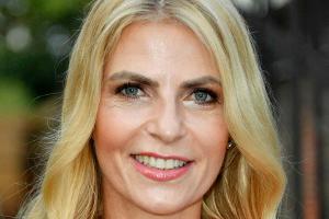 "Ich stand unter Schock": Moderatorin Tanja Bülter hat Brustkrebs