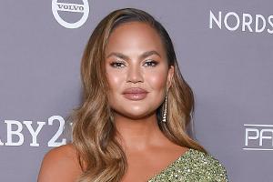 US-Model Chrissy Teigen liegt wieder in Klinik